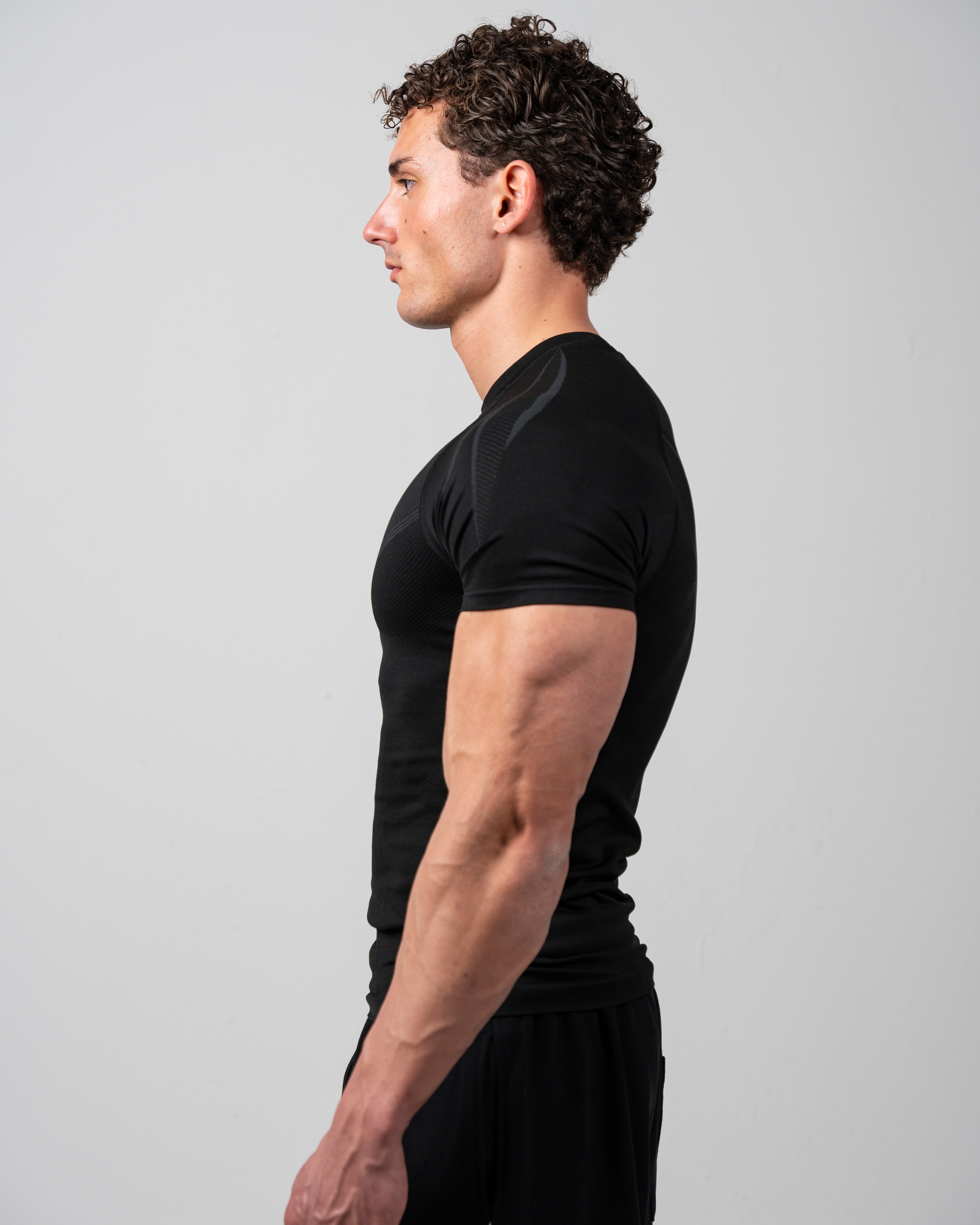 Horizon Tee Black